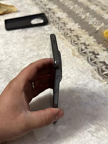 macbook pro: Honor Magic 4 Pro, 256 GB, rəng - Qara, Simsiz şarj — 1