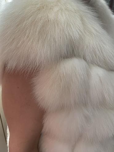 off white prsluk: XL e qeder gedir Temiz xezdi Natural 2 defe geynilib qiymet razilasmaq — 4