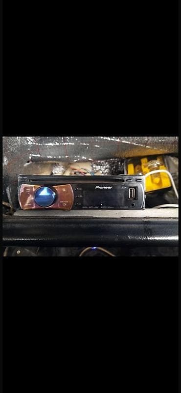 acer nitro 1: Maqnitol, Pioneer, AUX — 1