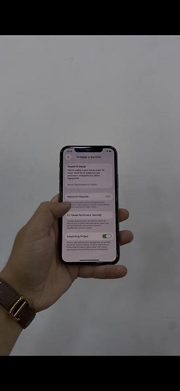 iphone 15 adapter: IPhone 11 Pro, Qızılı, Face ID — 3