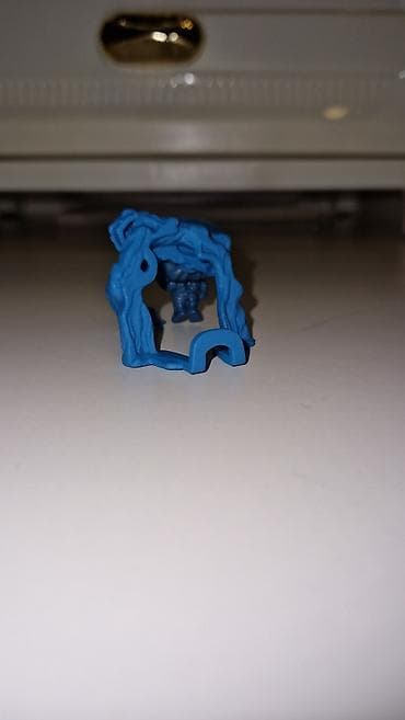 Fiqur, Plastik, rəng - Mavi