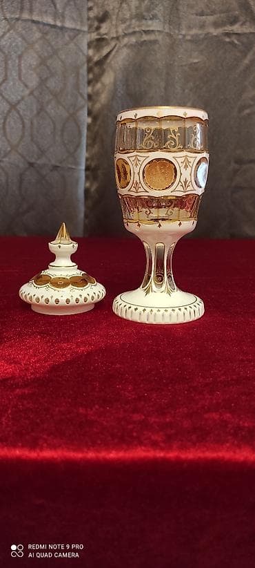 quzu qabi: Qədəhlər, rəng - Qızılı, Şüşə, 1 əd — 4