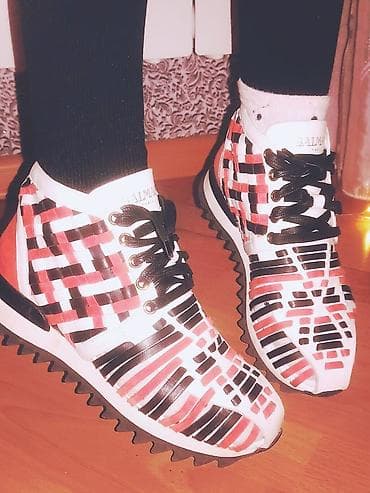 Balmain Paris dizaynlı idman ayaqqabısı. Originaldi. Sadəcə 1 həftə