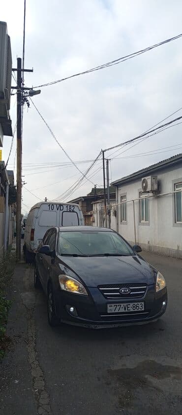 maşın satışı ucuz: Kia Ceed: 1.4 l | 2009 il Hetçbek — 2