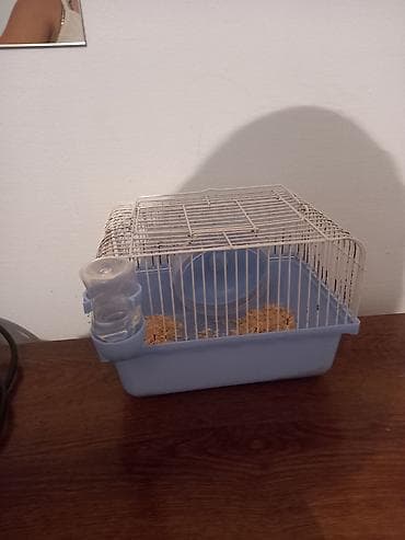 Heyvanlar üçün mallar: Siçan/hamster qəfəsi – mavi plastik altlıq və ağ metal barmaqlıqlar - — 2