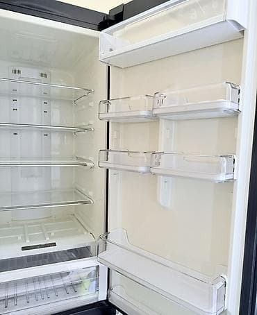 plonka: 2 qapılı Samsung Soyuducu Satılır, rəng - Qara, Dispenserli — 9