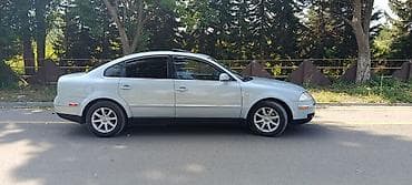 ka 701 traktor: Volkswagen Passat: 1.8 l | 2003 il Sedan — 3