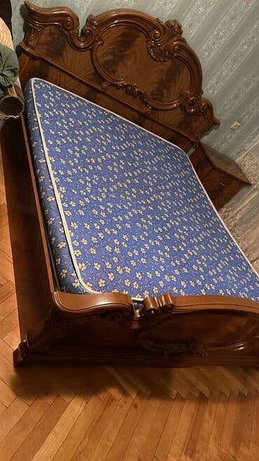 yatağ: Yataq desti tam saglam veziyyetde problemi yoxdur. Taxt dolab termo 2 — 8
