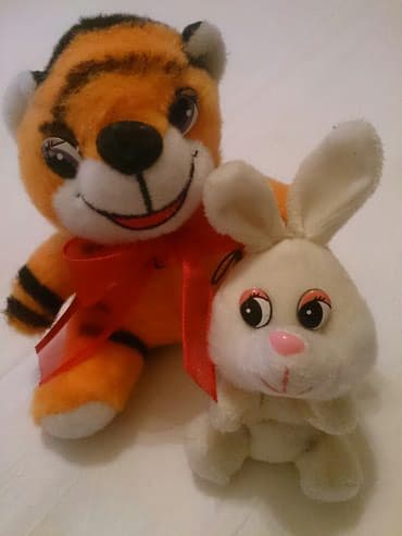 игрушки: Мягкие игрушки, 5 ман за две — 1