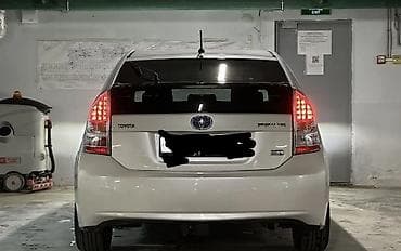 plus toyota: Toyota Prius: 1.8 l | 2010 il Hetçbek — 2