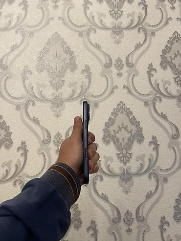 iphone 7plus: IPhone 17 Pro Max, 1 TB, Göy, Face ID — 4