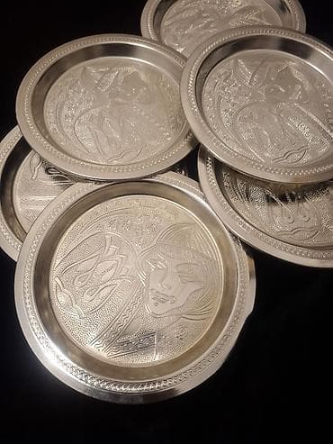 işlənmiş boşqablar: Boşqablar, rəng - Gümüşü, Metal — 3