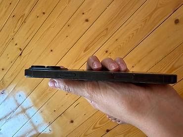 iphone mega max: IPhone 16 Pro Max, 256 GB, Black Titanium — 4