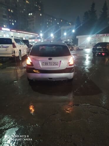 Kia Rio Dizel 1.5 mator ili 2008. ilkin odenis 1200 manat
