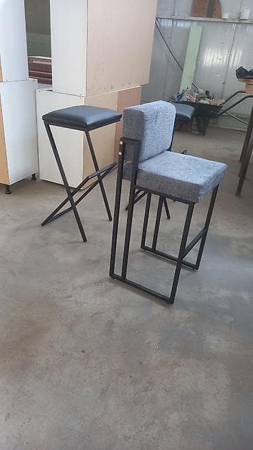 bağ ucun masa: Dördbucaq masa, Açılmayan, Stullar ilə, Metal — 9