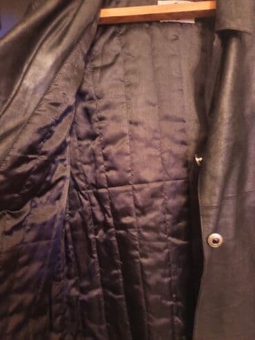 plas: Qadınlar üçün uzun dəri plaş - Rəng: qara - Material: həqiqi dəri — 2