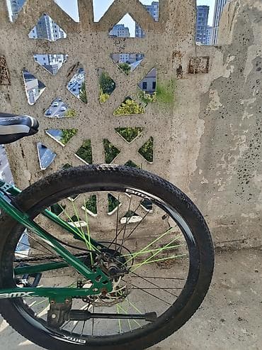 mini velosiped: TƏCİLİ!!! BMX üslubunda dağ velosipedi satılır. Velosiped yaşıl-qara — 6
