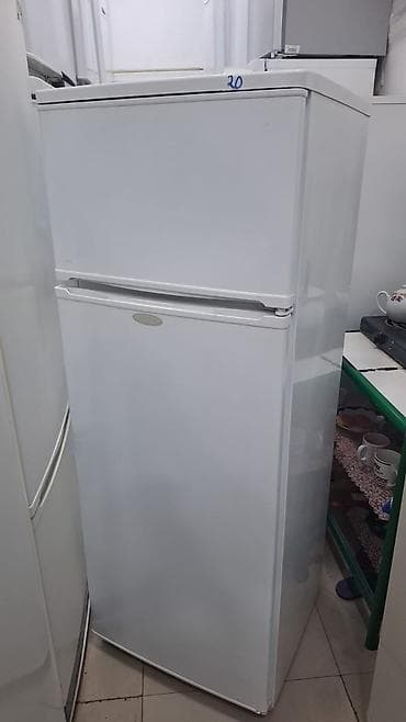 İki qapılı məişət soyuducusu - Rəng: ağ - Yuxarıda dondurucu bölməsi — 1