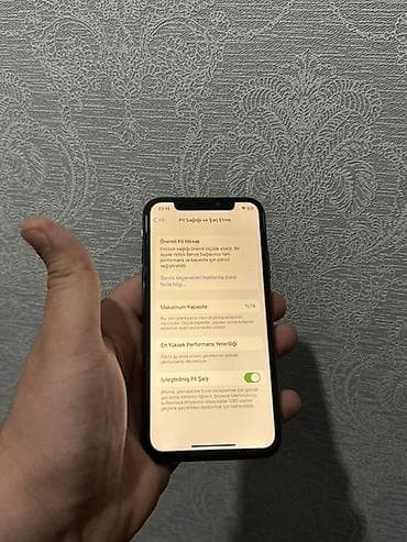 apple watch adapter: IPhone X, 64 GB, Qara, Face ID — 2