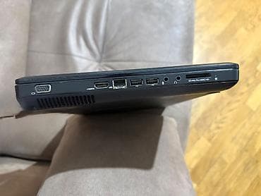 Digər noutbuklar və netbuklar: Compaq noutbuk - Ekran: təxminən 15.6" - Klaviatura: tam ölçülü — 4