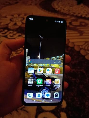 berde telefon: Redmi Note 11, 64 GB, rəng - Qara, Qırıq — 1
