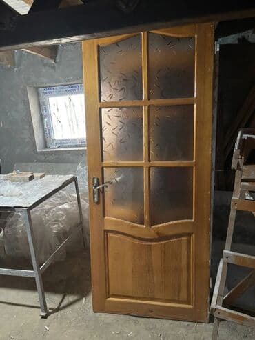 Qida məhsulları: Taxta şüşəli otaq qapısı - Material: təbii ağac (şıq açıq-qəhvəyi — 4