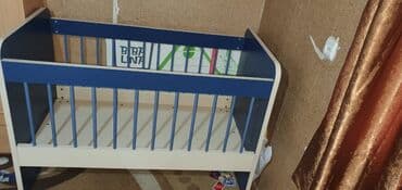 Oğlan üçün, İşlənmiş, Beşik, Matras ilə, Yellənmə mexanizmsiz