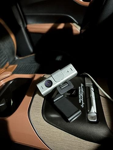 Kompakt avtomobil üçün mini kamera (dash cam) Lumina Brendi . -