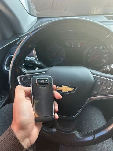 nokıa 6300: Nokia E71, Düyməli — 3