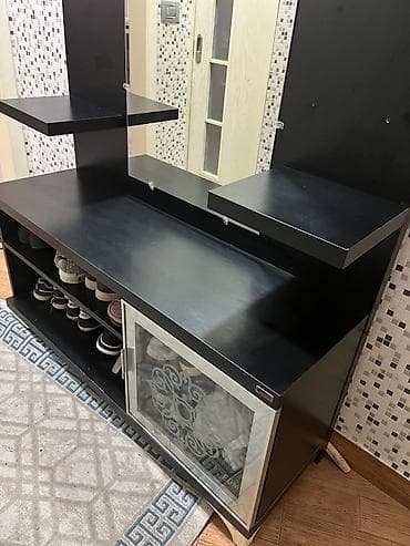 1 qapı, Güzgülü, Qara, Digər material, Açılan, Düz dolab