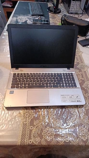 hdd box: ASUS 15.6 ", Intel Core i3, 256 GB — 1