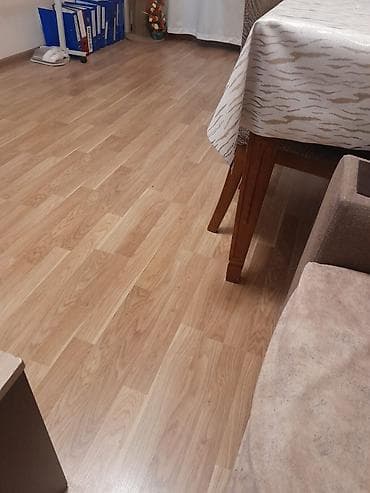 80 kv Açıq palıd rəngli laminat döşəmə örtüyü - Material: Laminat