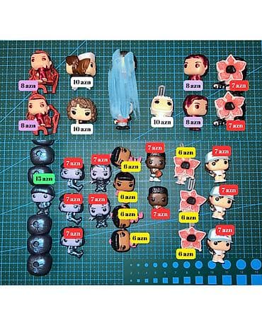 oyuncaqlar: Stranger Things Kinder Joy — 1