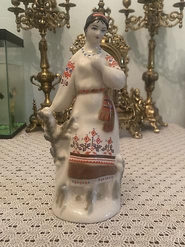 porselen: Fiqur, Keramika, rəng - Ağ — 1