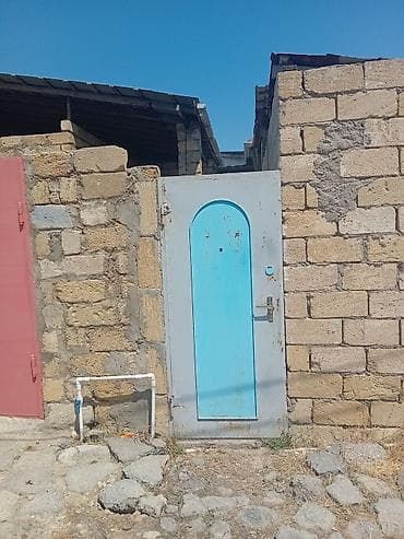 Həyət evləri və villaların satışı: 2 otaqlı, 43 kv. m, Orta təmir — 1