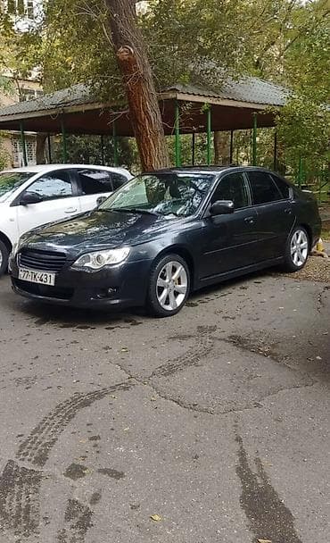 Subaru Legacy: 2.5 l | 2009 il 252300 km Sedan