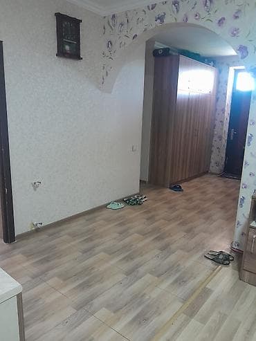 nabranda ev satilir: 3 otaqlı, 100 kv. m, Yeni təmirli — 4