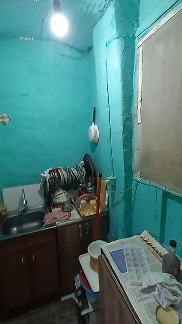 mini evler: Inşahatçilar metrosuna 2 deqiqelik yolda. ev satilir. qiymeti 65000 — 6