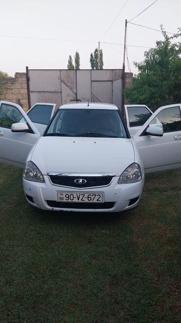 traktor qosqularin satisi: VAZ (LADA) Priora: 1.6 l | 2013 il 206000 km Hetçbek — 7