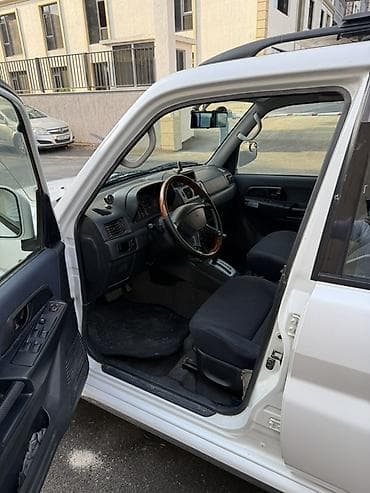 benzin filteri: Mitsubishi Pajero: 1.8 l | 2001 il 238973 km Ofrouder/SUV — 8