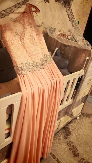 танцевальные группы на свадьбу: Gül naxışlı güpür bədən hissəsi və zərif çəhrayı rəngdə uzun, qat-qat — 3