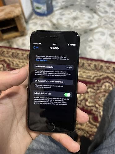 IPhone 7, Jet Black, Barmaq izi — 3