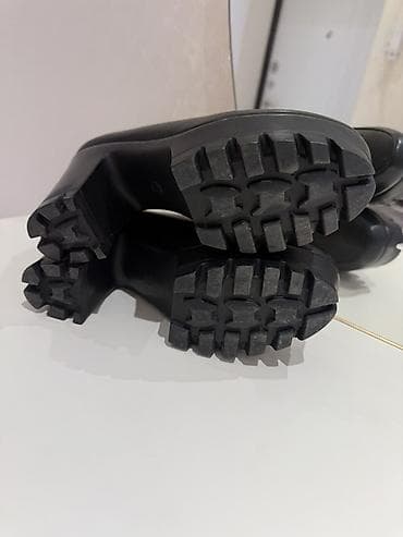 Qadın ayaqqabısı – qara rəng, platformalı və qalın hündürdaban - — 3