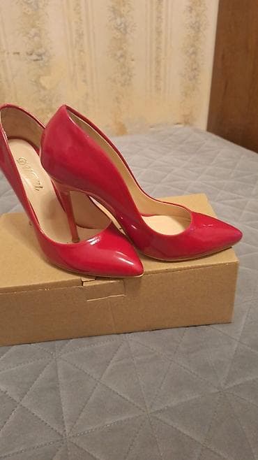 Digər ayaqqabılar: Ölçü: 37, rəng - Qırmızı, İşlənmiş — 2
