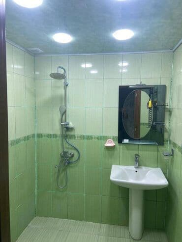 9 cu mikrorayon mir calal kucesi: Nəsimi rayonu, 4 mkr,Nəsimi metrosuna yaxındır. Mənzərəsi Heydər — 8