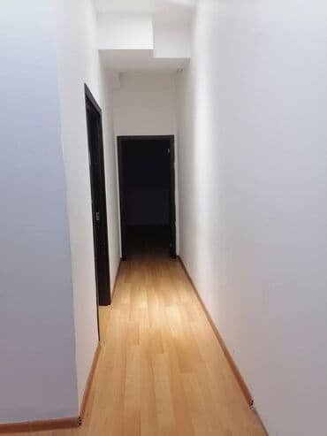 киоск в аренду: 160kv 1 boöyük zal, 3 otaq, 2 duşavoydan ibarətdir. Af mall-ın 3-cü — 3