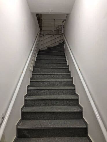 hovsan obyekt: Hövsan qəsəbəsində, Mərkəzi yolda, Obyektin 2-ci mərtəbəsi icarəyə — 9