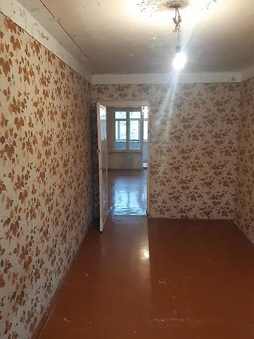 binede ipoteka evler: Sumqayit seh 1 ci mik 5/2 3 otaqli seliqeli ev Qiymeti 300 azn — 7