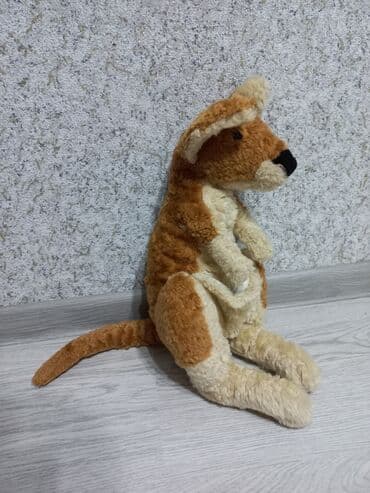 dovşan oyuncaq: Dinozavr ~35 sm Ördək ~25 sm Tovuz quşu ~ 20sm Tutuquşu ~ 20 sm — 17