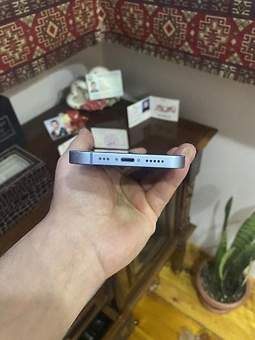 iphone 14 ağ: IPhone 14, Mavi, Face ID — 2